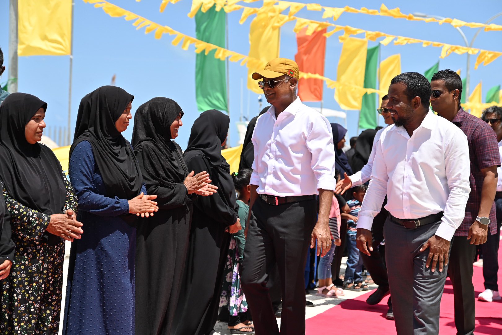 ކެމްޕެއިން ފަށްޓަވަން ރައީސް ކުރެއްވި ދަތުރުފުޅު ނިންމަވާލައްވައިފި