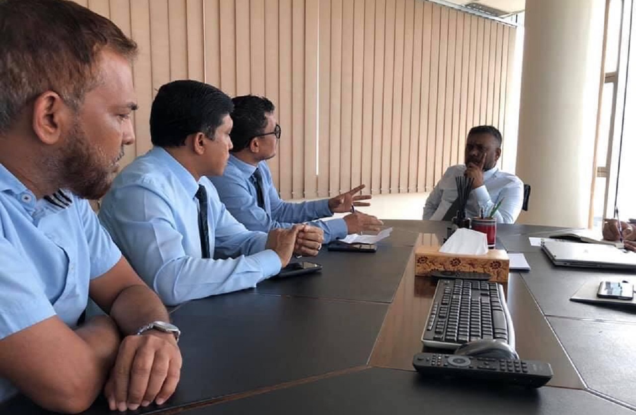ޝަންގްރިއްލާ ރިސޯޓް ބަންދު ކުރުމުން އައްޑޫ ޒުވާނުންގެ ވަޒީފާތައް ވަނީ ގެއްލިފަ - އޭޑީސީ