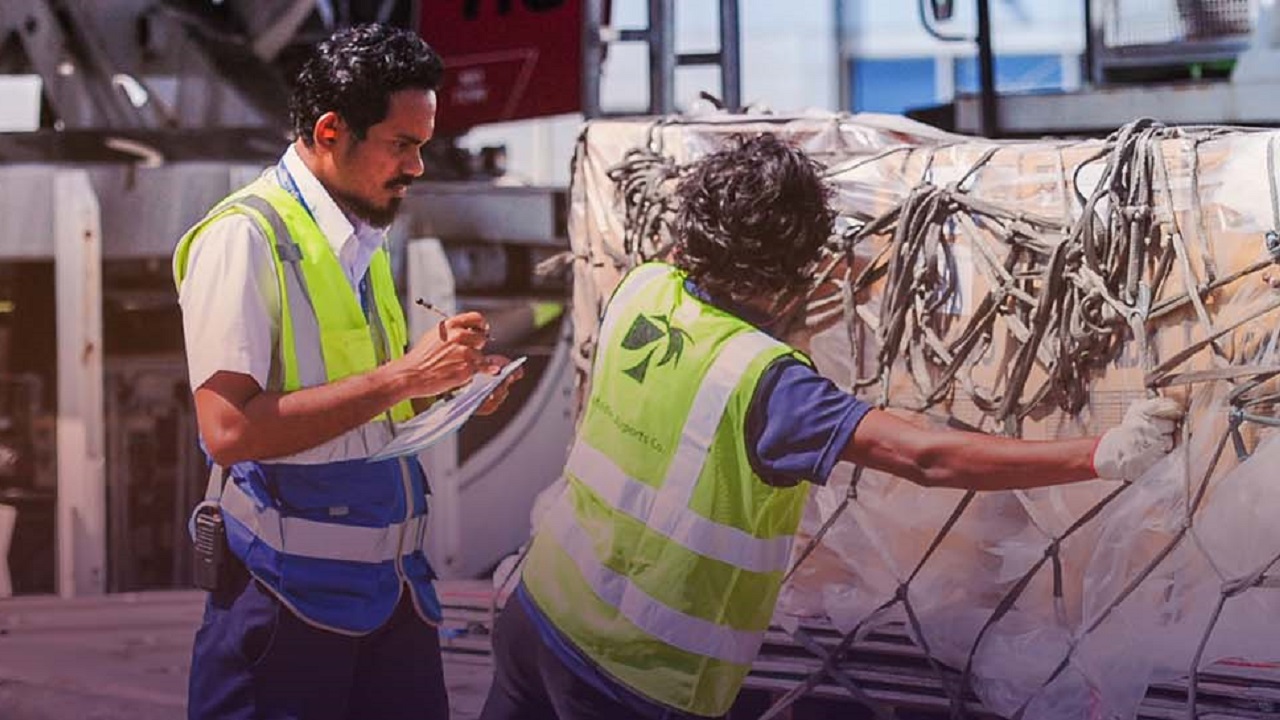 ކޯވިޑް-19: އެއާޕޯޓް ކްލަސްޓަރ އިން 102 މިހުން ޕޮޒިޓިވް ވެއްޖެ