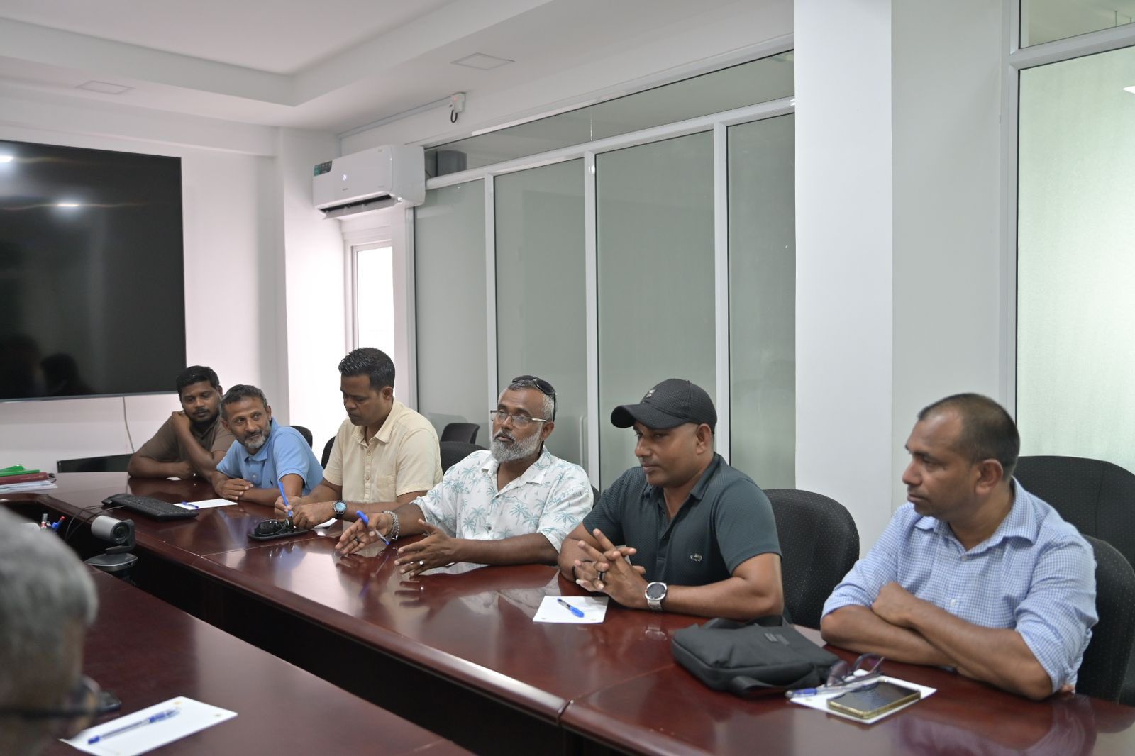 ފްލެޓް ލިސްޓުން ގިނަބަޔަކު އުނިވީ ކުރީގެ އުސޫލު، މި ސަރުކާރުން ބަދަލުކުރުމުން: ފަހި ޔޫނިއަން