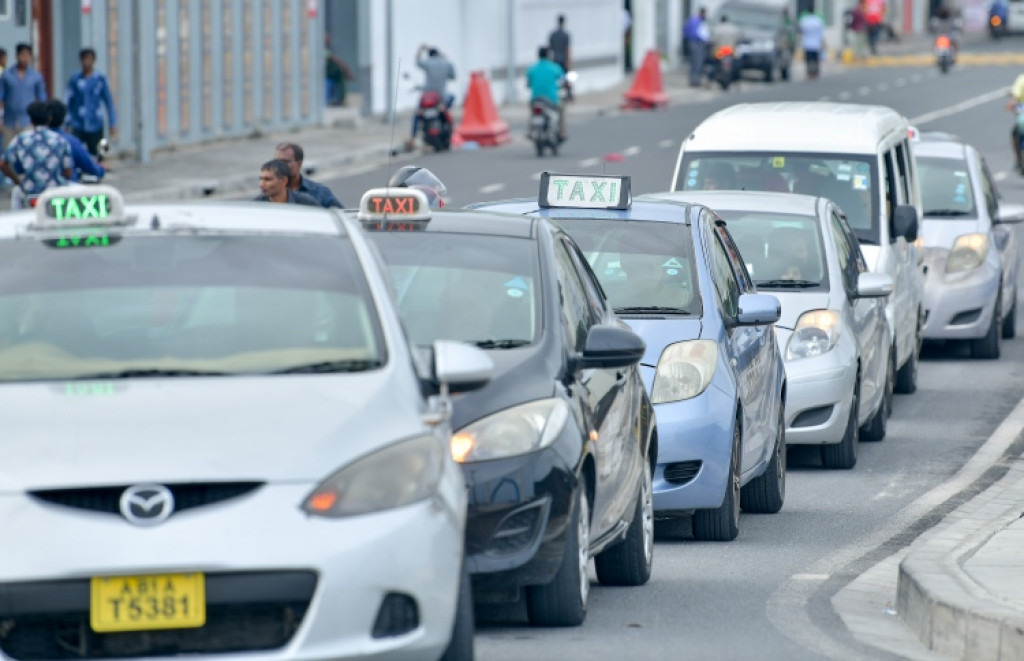 މާލޭގައި ދުއްވާ ޓެކްސީތަކެއް