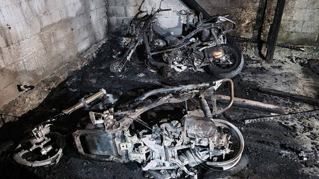 ކުޅުދުއްފުށީގައި ސައިކަލްތަކެއް ރޯކޮށްލި މައްސަލައާ ގުޅިގެން ތިންމީހަކު ހައްޔަރުކޮށްފި