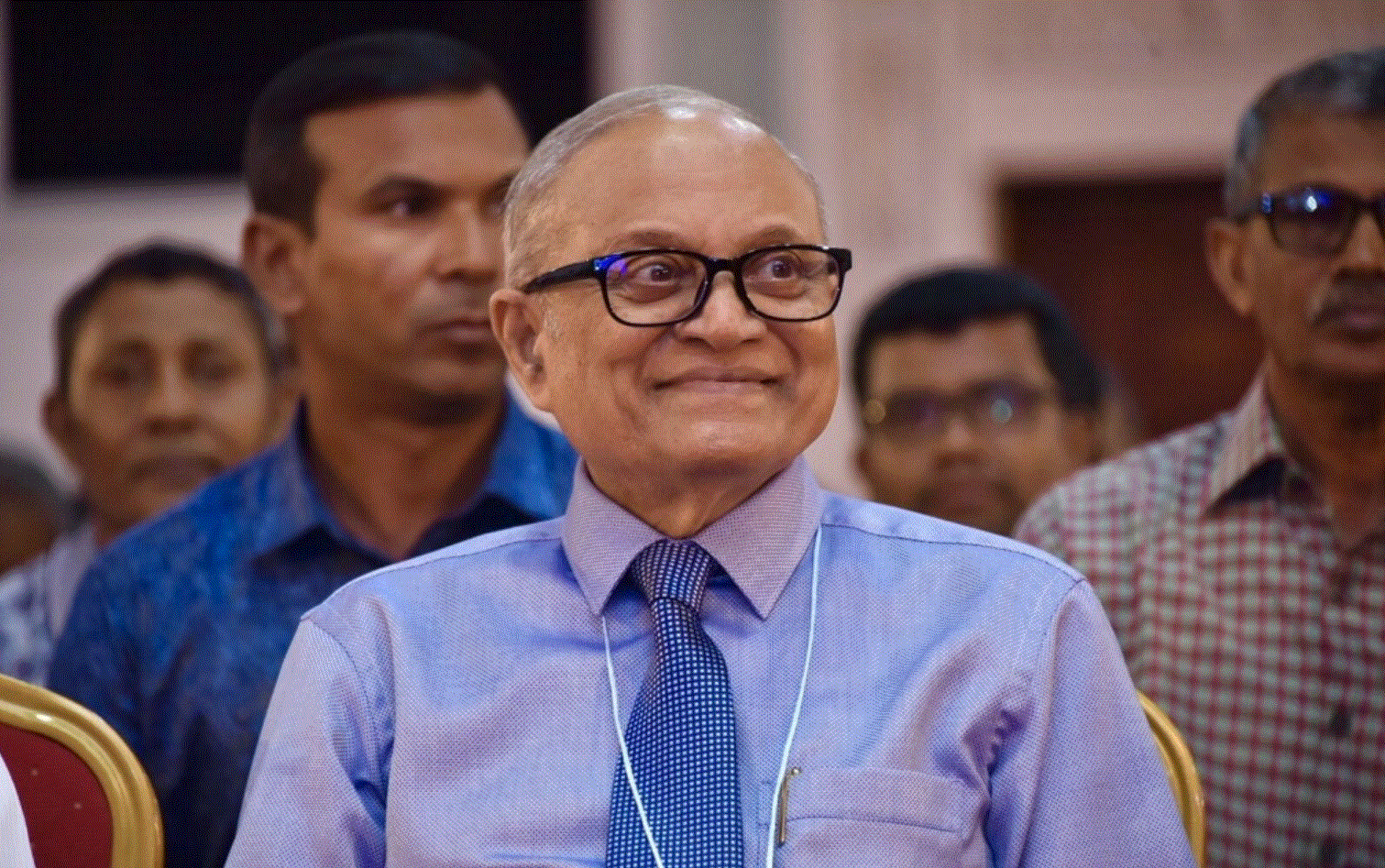 ރާއްޖޭގެ ވެރިކަމުގެ ނިޒާމަކީ ދެފަރާތަކުން މަޝްވަރާކޮށްލައިގެން ބަދަލު ކުރެވޭނެ ނިޒާމެއް ނޫން: ރައީސް މައުމޫން