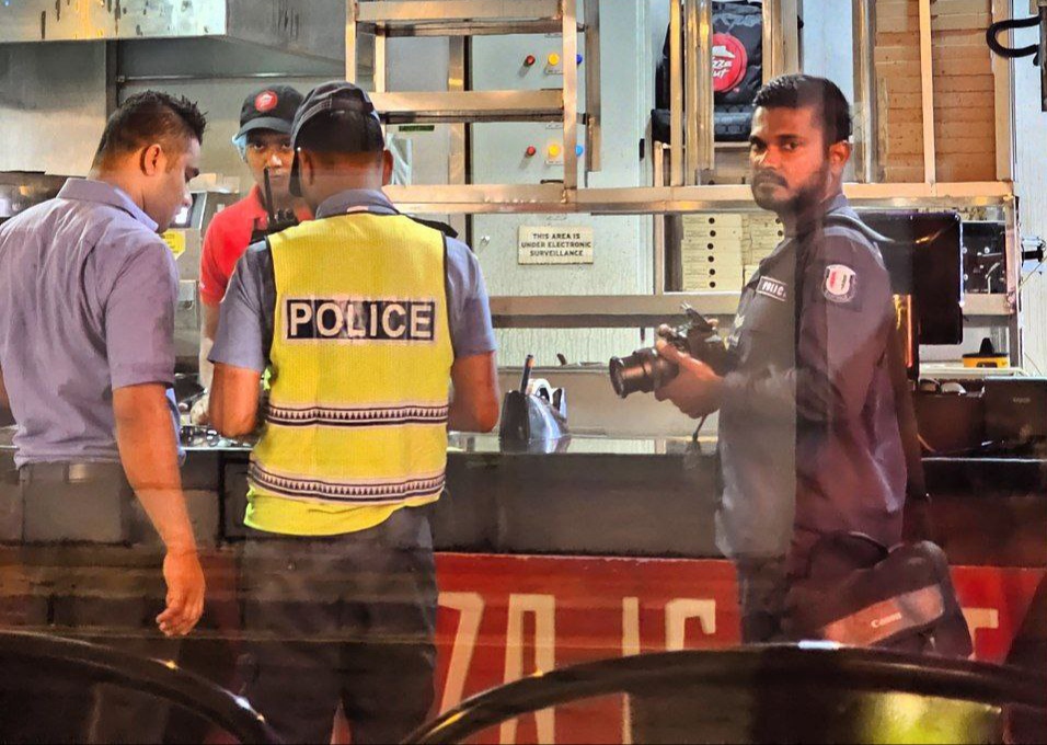 މާލޭގައި ހުންނަ ކޭއެފްސީގެ ބިއްލޫރިގަނޑެއް އަނެއްކާވެސް ތަޅާލައިފި