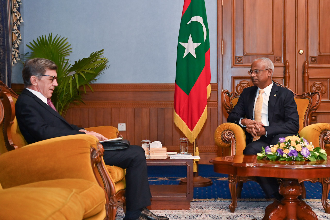 ރައީސުލްޖުމްހޫރިއްޔާގެ އަރިހަށް ރަޝިޔާ ސަފީރު ވަދާޢީ ޒިޔާރަތް ކުރައްވައިފި