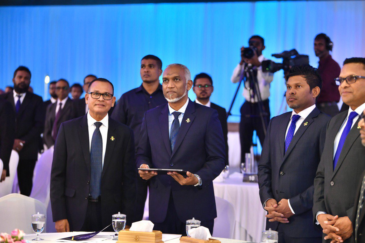 ރައީސްގެ ހަރުދަނާ ނިންމުންތަކާއި އެކްޝަންތަކުން ހެޔޮ ބަދަލުތައް އަންނަމުންދޭ: އާދަމް ޝަރީފް