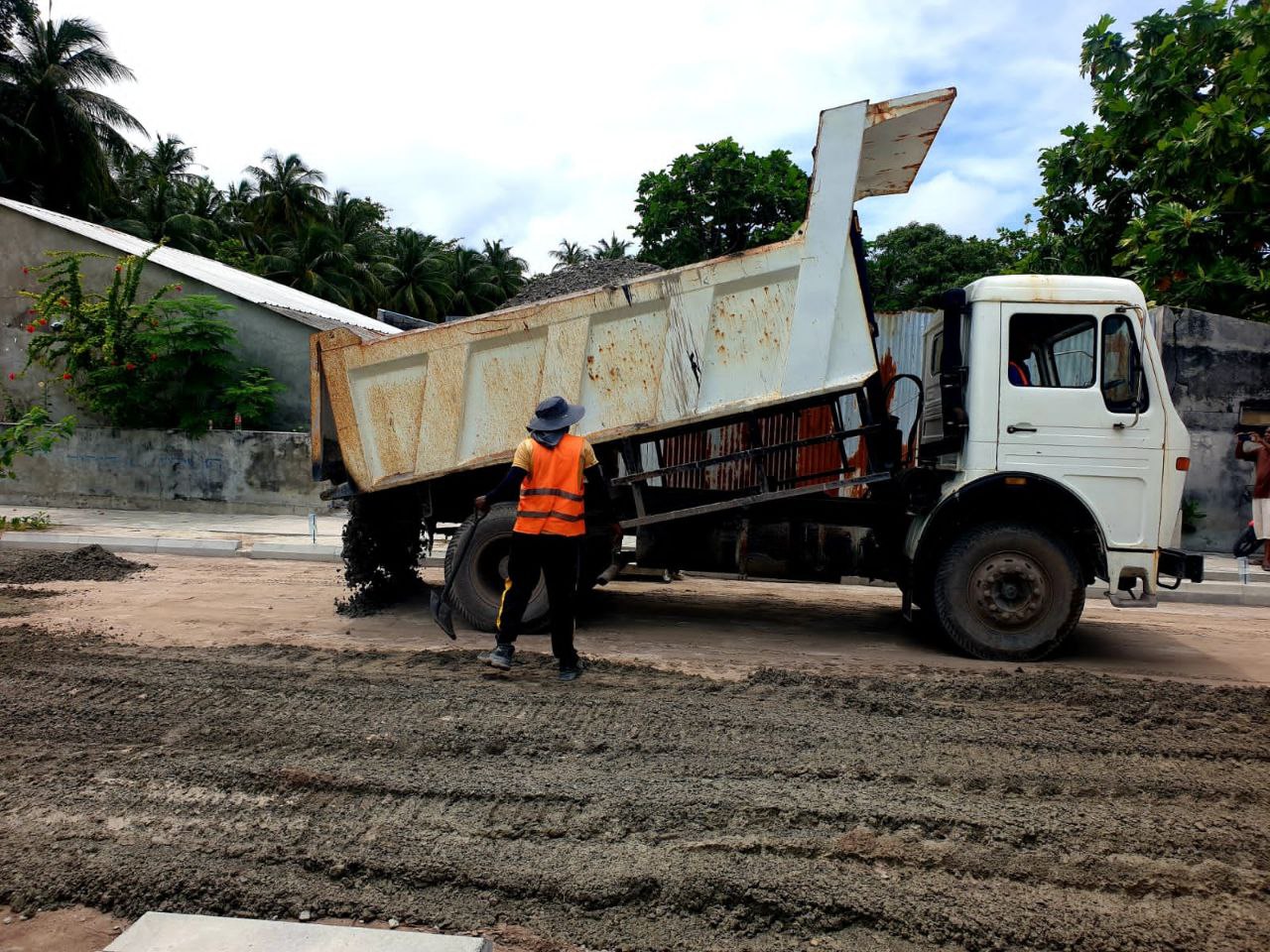 ހުޅުދުއްފާރު މަގު ހެދުމުގެ މަޝްރޫއު: މިހާރު އޮތީ ތާރު އެޅުމާ ހަމައިގައި