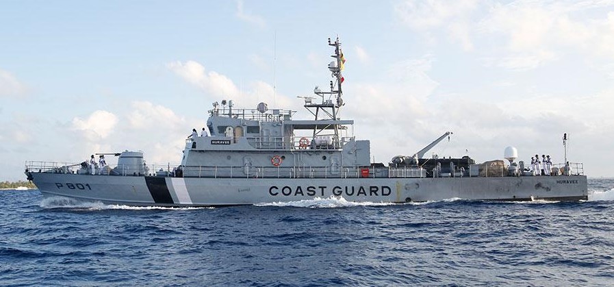 ރާއްޖޭގެ ކަނޑުގެ ސަރަހައްދުން ބޭރުގެ މަސް ބޯޓެއް އަތުލައިގެންފި