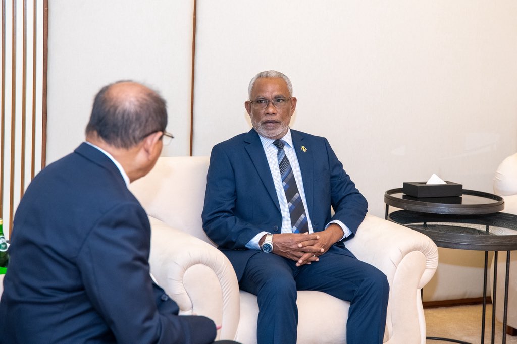 ރަސްމީ ދަތުރުފުޅެއްގައި މަޖިލީހުގެ ރައީސް އިންޑިއާއަށް