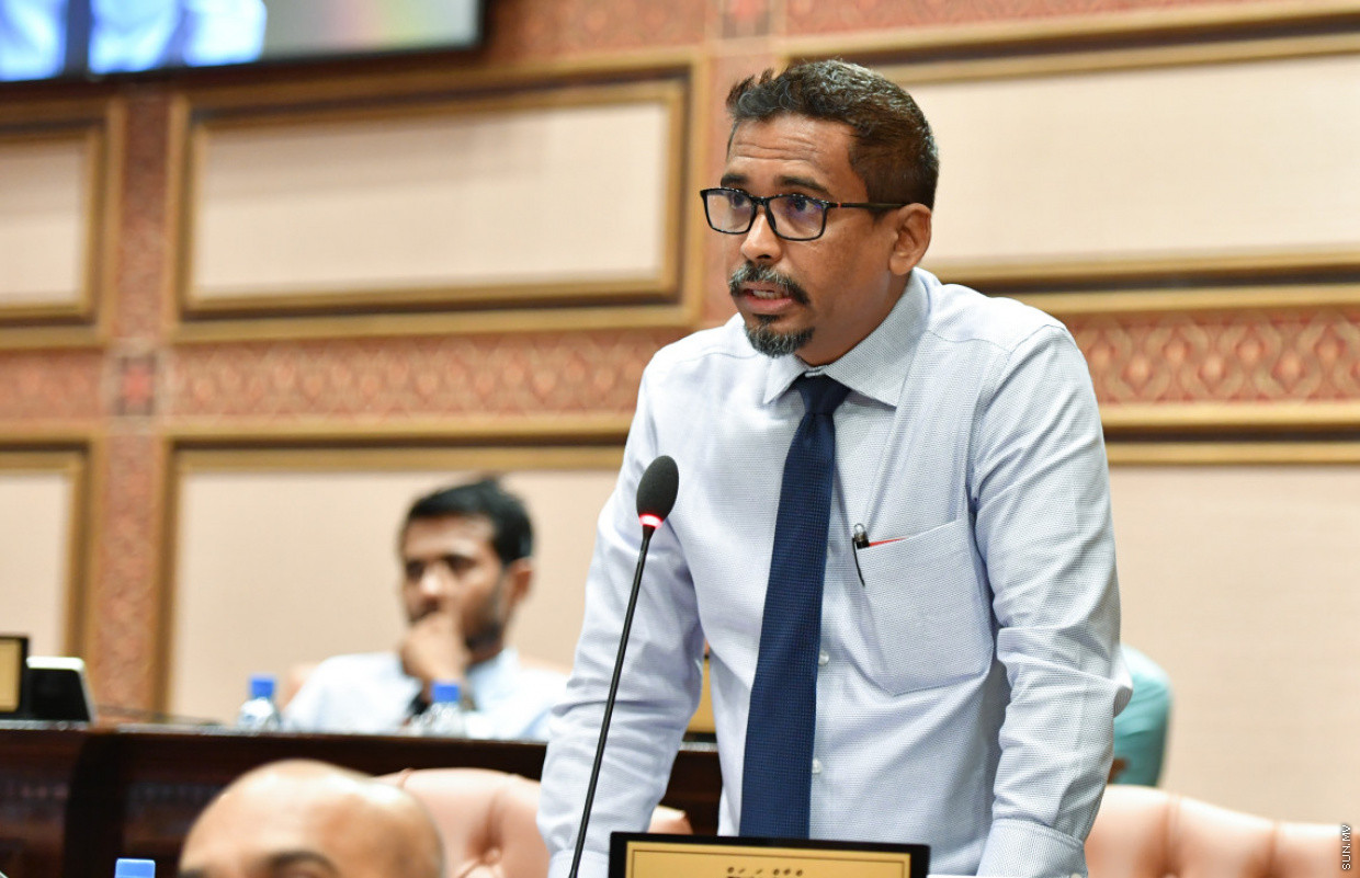 މެމްބަރު އިކްރާމް ވިދާޅުވަނީ ވެރިކަން ކުރާ ޕާޓީން މަޖިލިސް ނެގުމުގެ ސަގާފަތް ބަދަލުކުރަން ޖެހޭކަމަށް