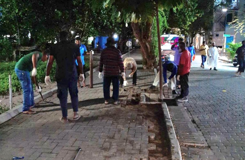 ވިލިމާލޭގެ މަގުތައް މަރާމާތުކުރުމުގެ މަސައްކަތް ފަށައިފި