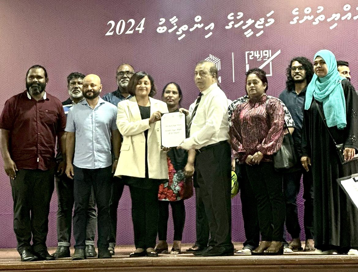 މަޖިލީހަށް ކުރިމަތިލީ އެންމެ 10 ޕަސެންޓް އަންހެނުން