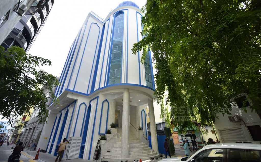 ސަމާލުވޭ؛ ފޭކް ޝޭޚުންނާއި ޝޭޚުންގެ ނަންބޯޑު ޖަހައިގެން އުޅޭ މީހުން ގިނަވަނީ!