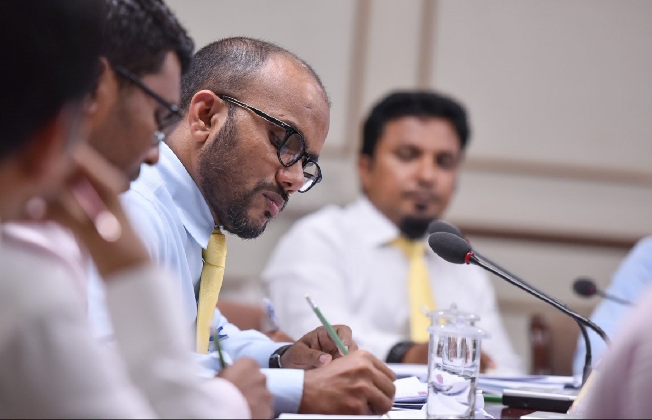 އިޤްތިސާދަށް ދެވޭނެ އެންމެބޮޑު ފަރުވާއަކީ، ގިނަބަޔަކު ވެކްސިން ޖެހުން - އަމީރު