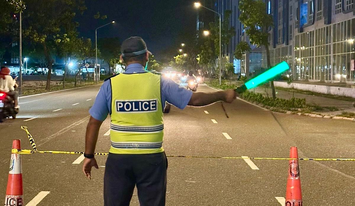 ބްރިޖް ހައިވޭގައި 3 ސައިކަލްޖެހި ހިނގި އެކްސިޑެންޓެއްގައި 5 މީހަކަށް އަނިޔާވެއްޖެ