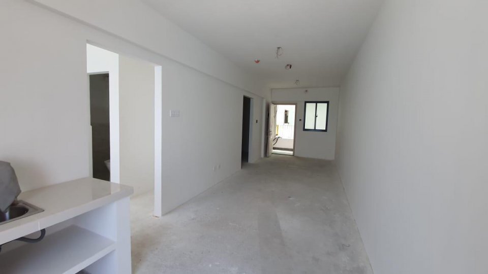 ހިޔާ ފްލެޓްގެ ފިނިޝިންގް މަސައްކަތަށް މަދުވެގެން 9 މަސް ދޭން މޭޔަރު އެދިވަޑައިގެންފި