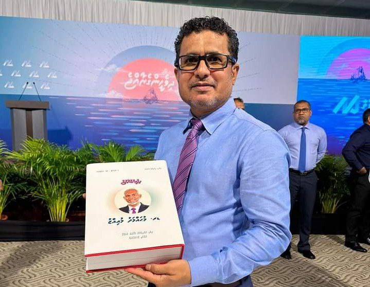 މިހާތަނަށް ވެރިކަން ކުރި އެންމެންވެސް މަޖިލީސް ބޭނުންކުރީ ރައީސުންގެ ރަބަރ ސްޓޭމްޕެއްގެ ގޮތުގައި: ޝަރީފް