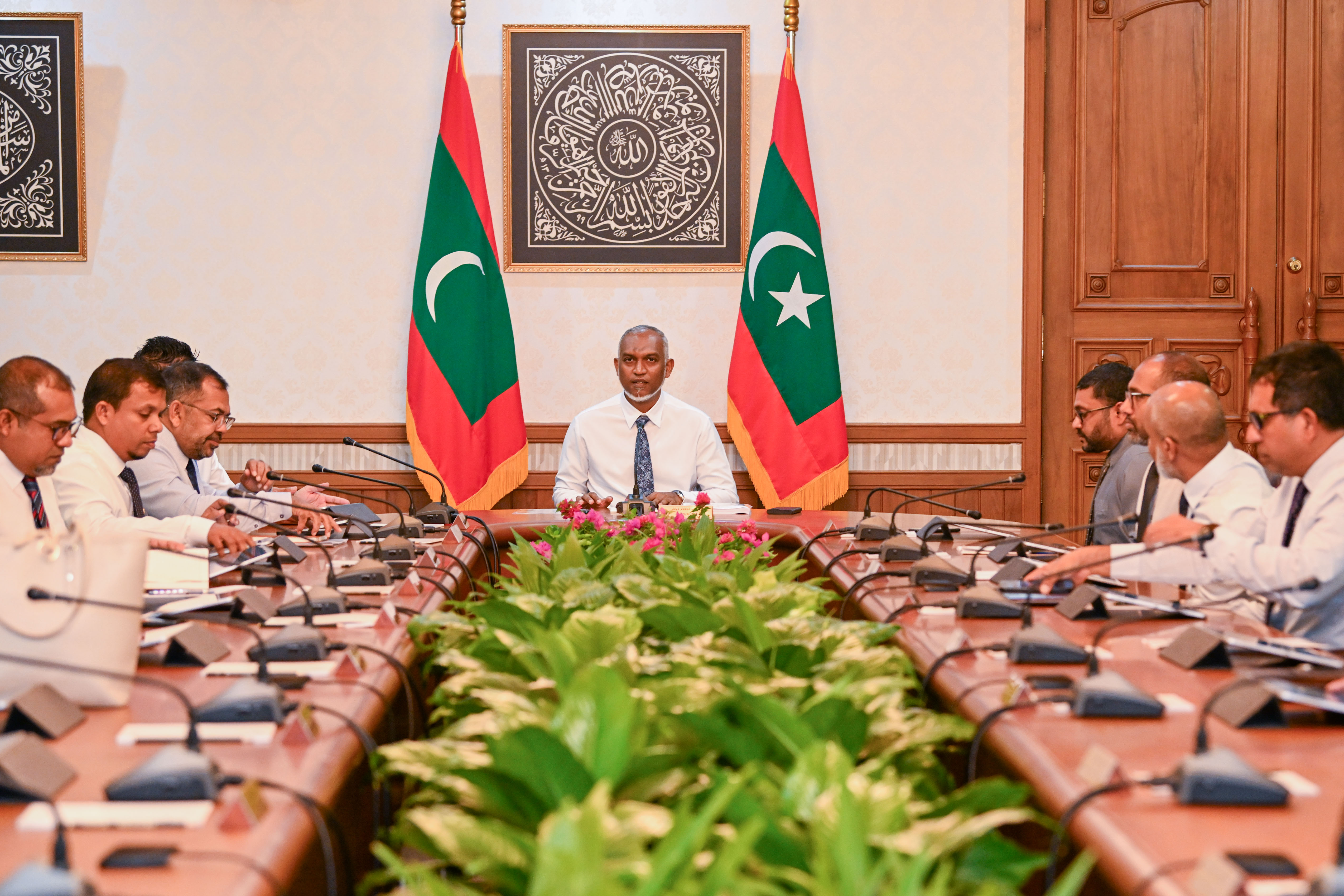 19 ވަޒީރަކަށް ރުހުން ދީފި; އުޝާމް، ޑރ. ހައިދަރު، އަދި ޑރ. ޝަހީމަށް ރުހުން ނުލިބުނު