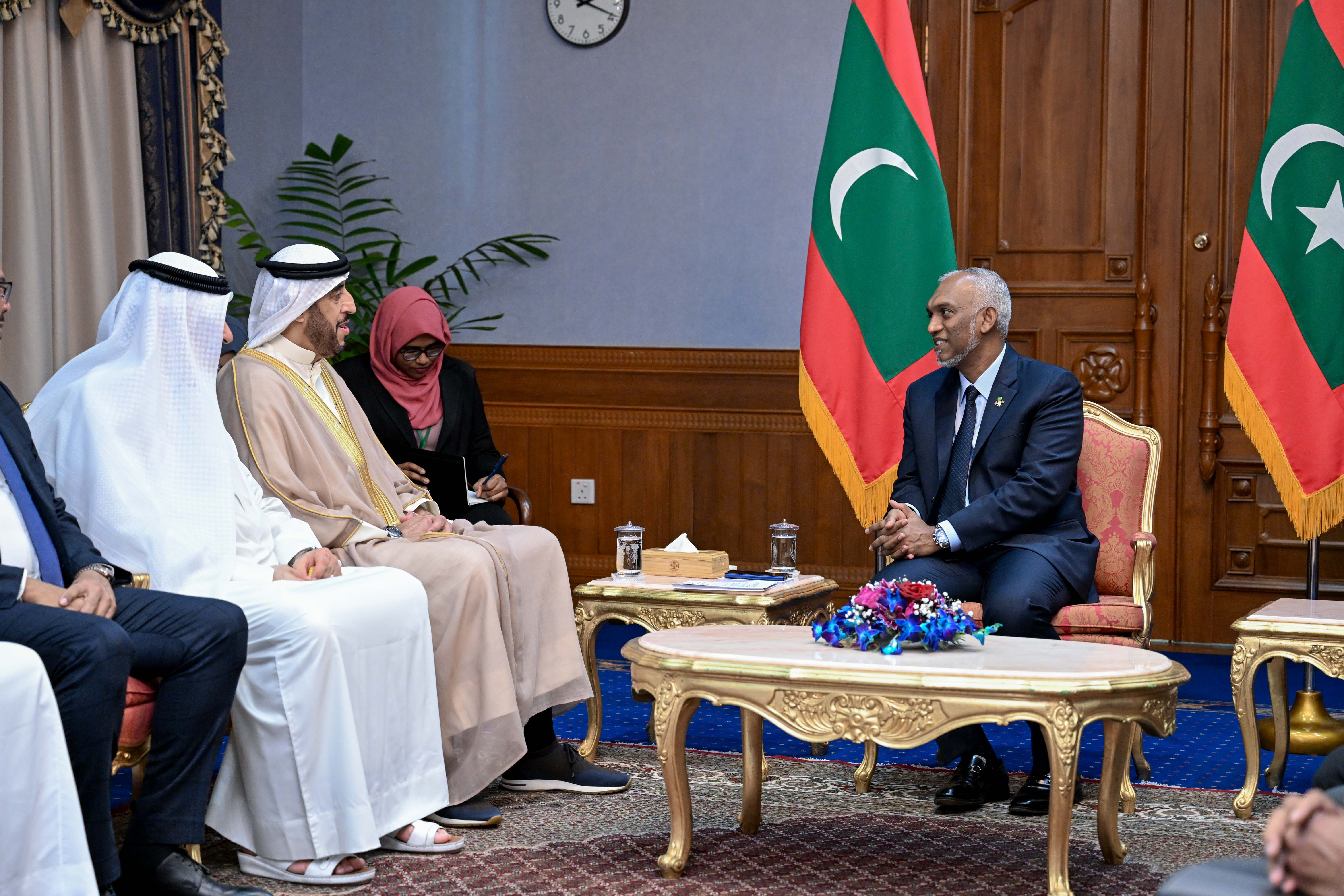 ޔޫއޭއީއާއި ރާއްޖެއާ ދެމެދު އޮތް ގާތް ރަޙުމަތްތެރި ގުޅުން އިތުރަށް ބަދަހިކުރަން ބޭނުން: ރައީސް