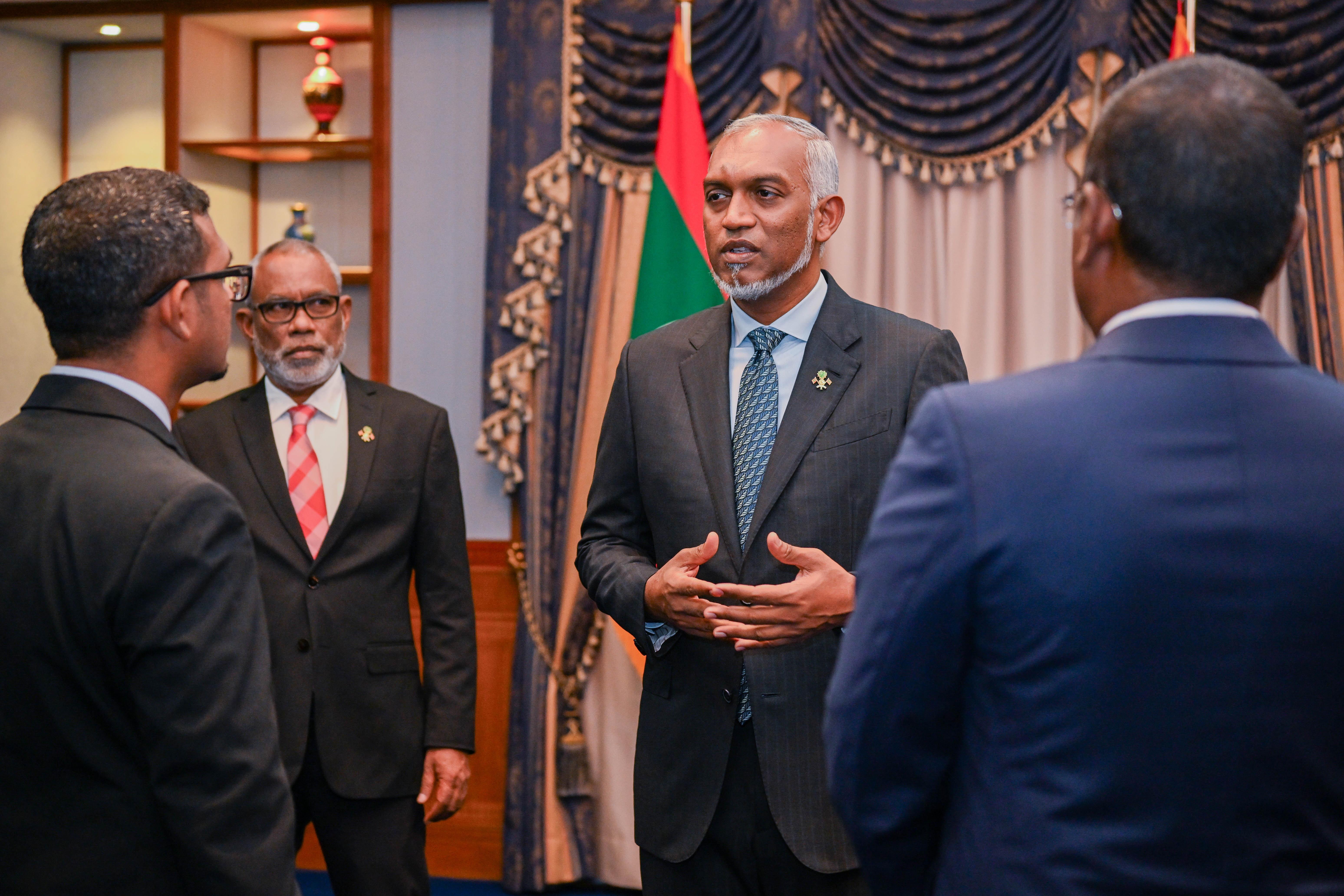 ބައެއް ސިޔާސީ މަގާމުތަކަށް ބަދަލު ގެނެސް ބޭފުޅުން ވަކިކުރިއަސް ސަރުކާރަށް ހީނަރުކަމެއް ނާދޭ: ޢަބުދުއްރަޙީމް