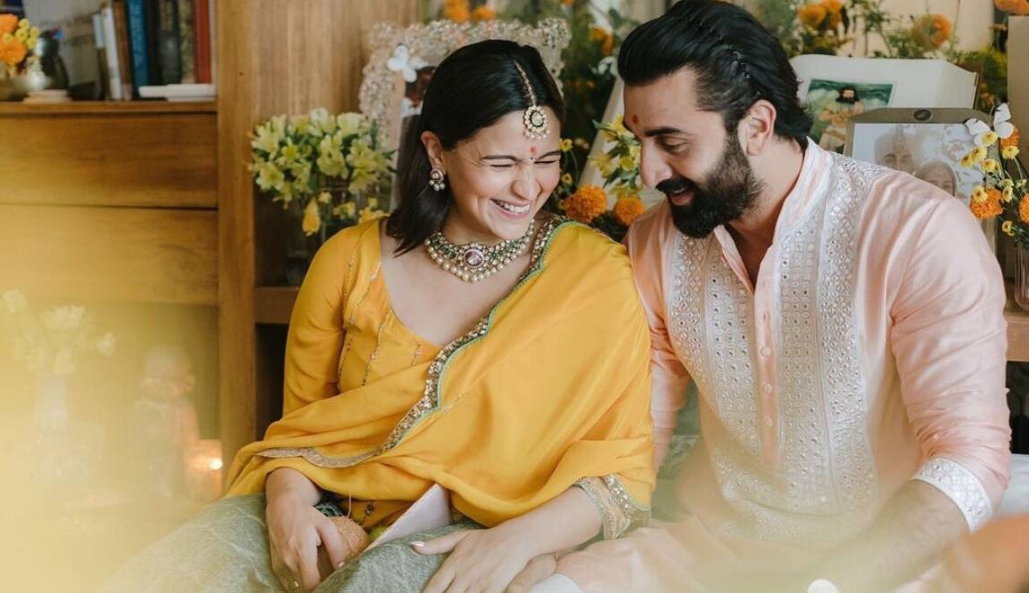 އާލިއާ ބަޓް ވިހައިފި