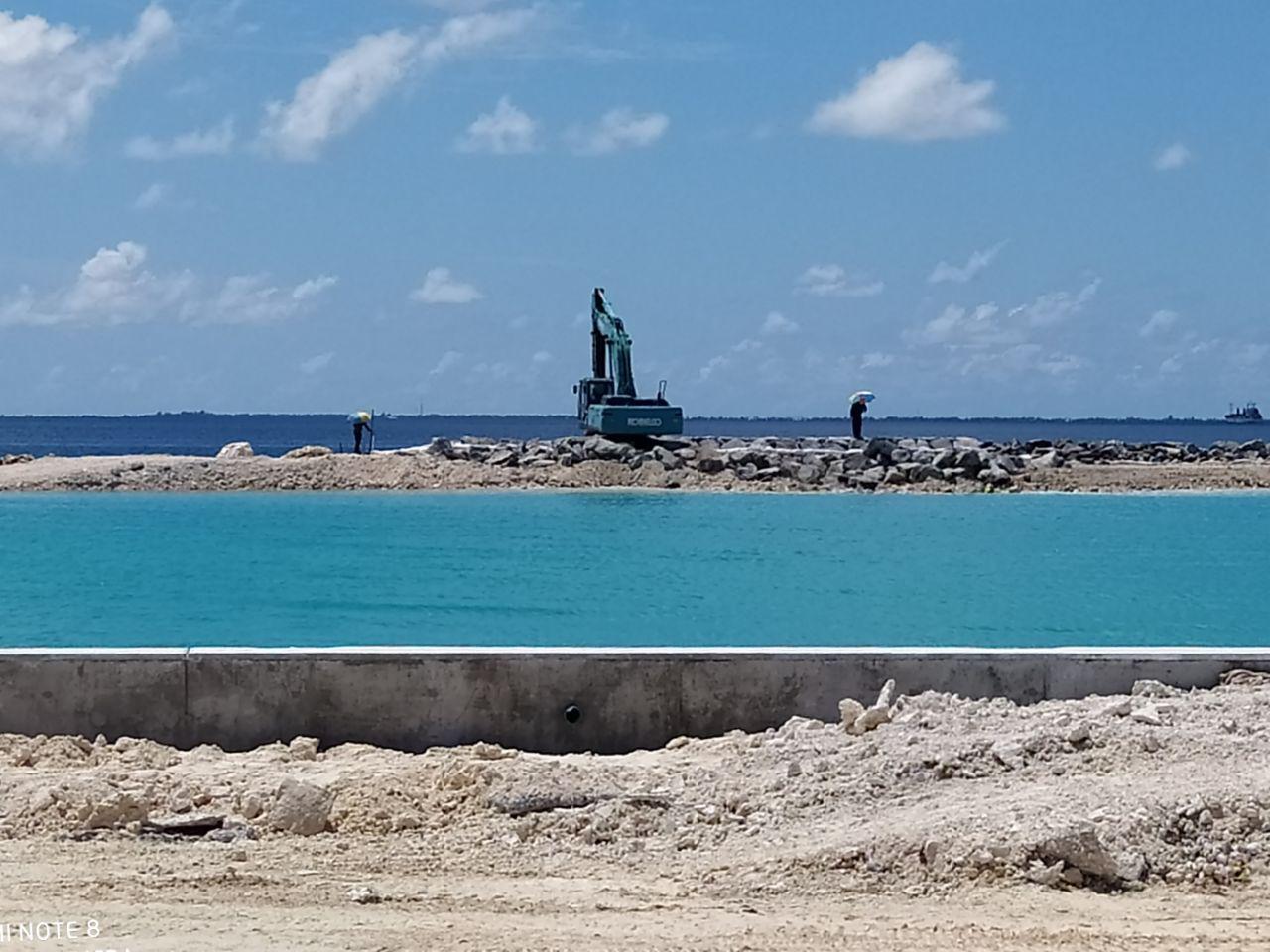 އައްޑޫ ސިޓީީ މަރަދޫ ފޭދޫ ބަނދަރުގެ މަސައްކަތް ކުރިއަށްދަނީ (ފޮޓޯ: ރަސް)