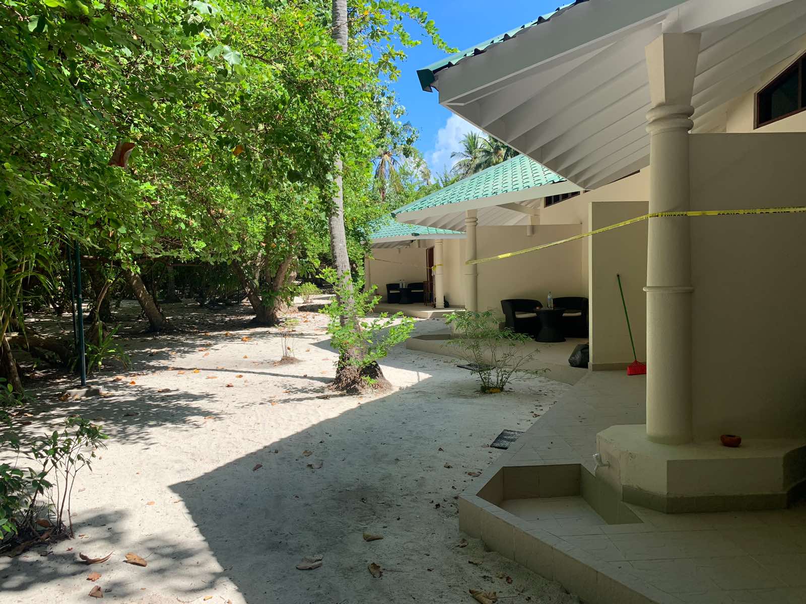 ރާއްޖޭގެ ރިސޯޓެއް: ކަރަންޓީނާއި އައިސޮލޭޝަން ފެސިލިޓީގެ ގޮތުގައި ރިސޯޓްތަށް އަނެއްކާވެސް ވަނީ ބޭނުން ކުރަން ފަށާފަ