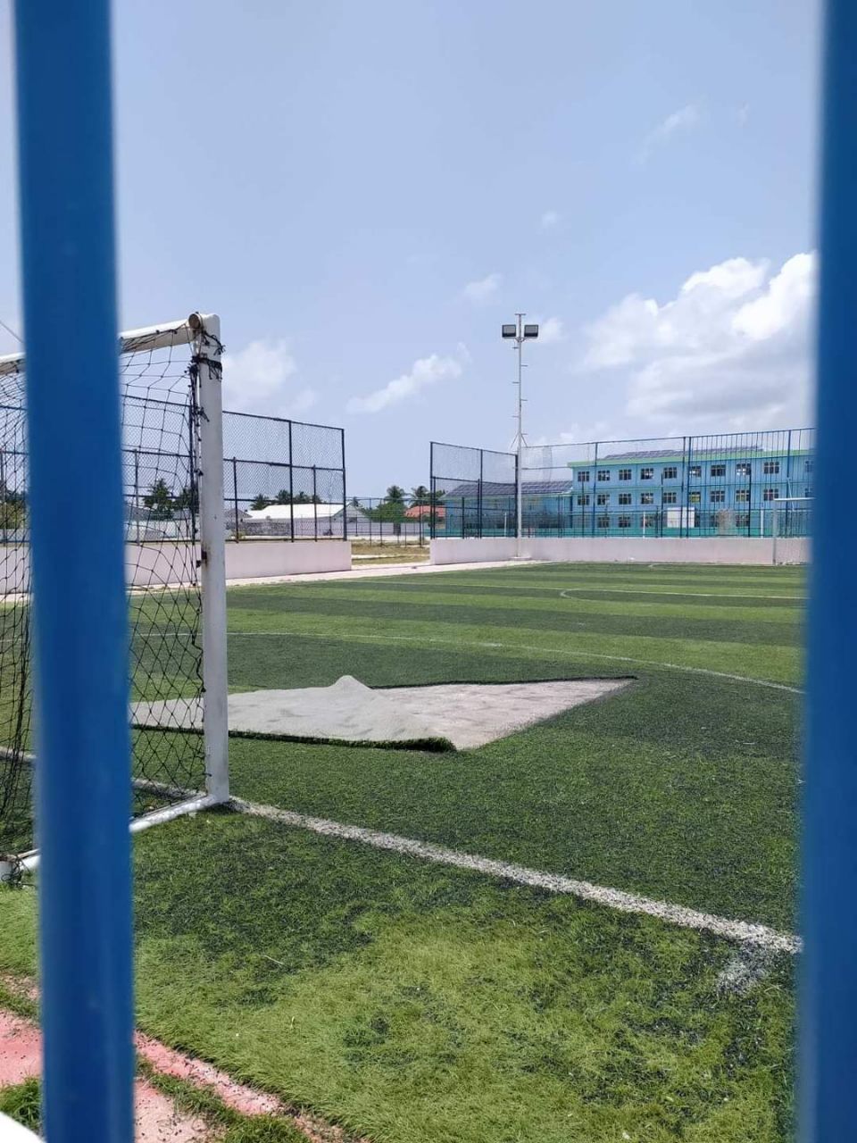 އިންތިޚާބުގެ ފޯރީގައި ހޯރަފުށީ ފުޓުބޯޅަ ދަނޑުގެ ޓާފް ހަލާކޮށްލައި ގެއްލުންދީފި