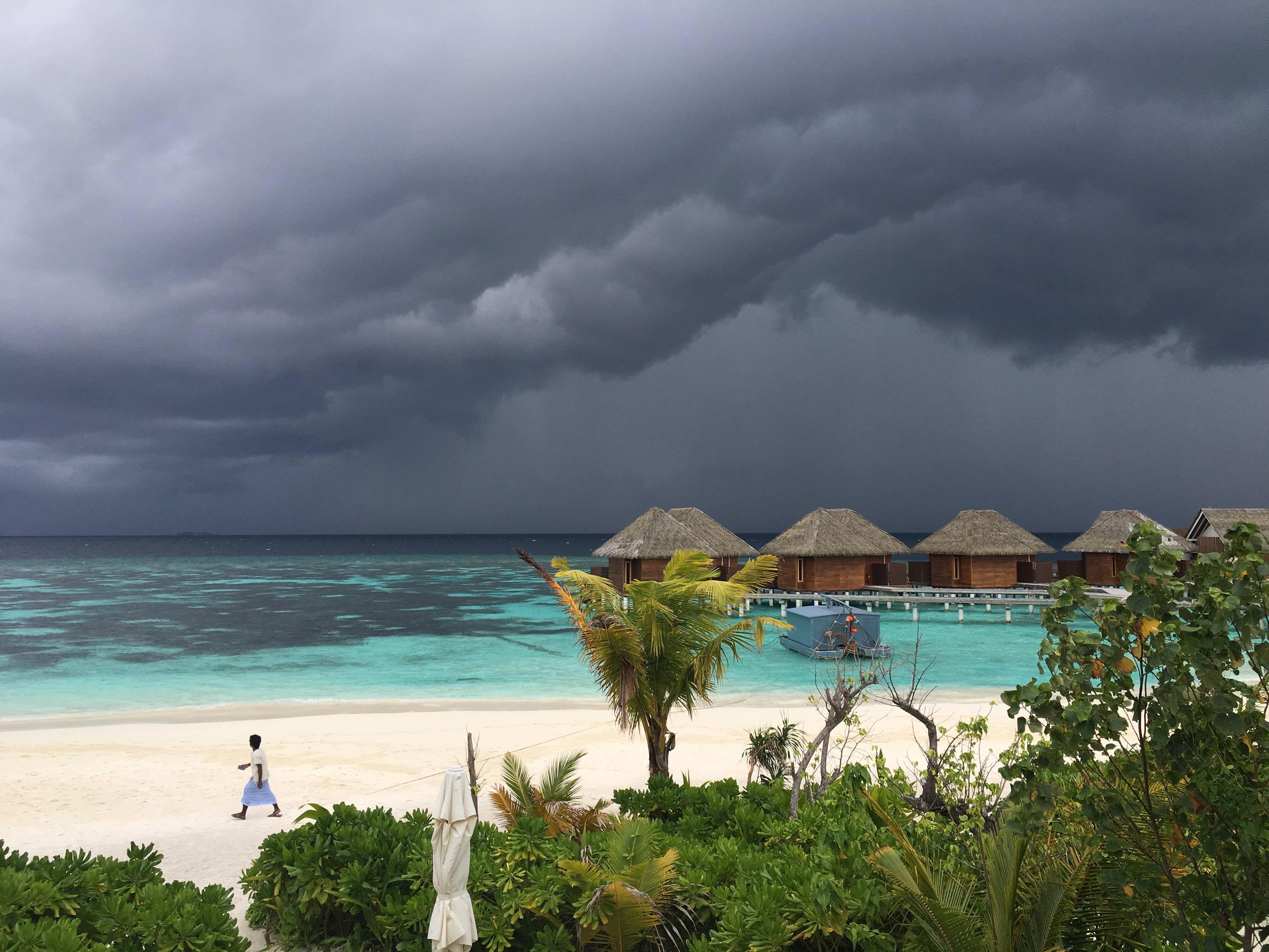 މިއަދުވެސް ރާއްޖޭގެ މޫސުން ގޯސް؛ ސަމާލުވޭ - މެޓް