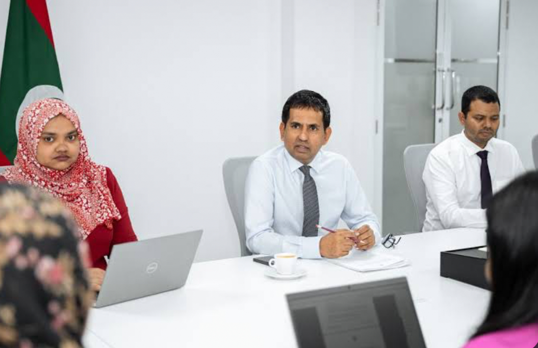 ހަރަކާތްތެރިނުވާތީ އުވާލަން ނިންމި ކުންފުނިތަކަށް އިތުރު ފުރުސަތު ދެނީ