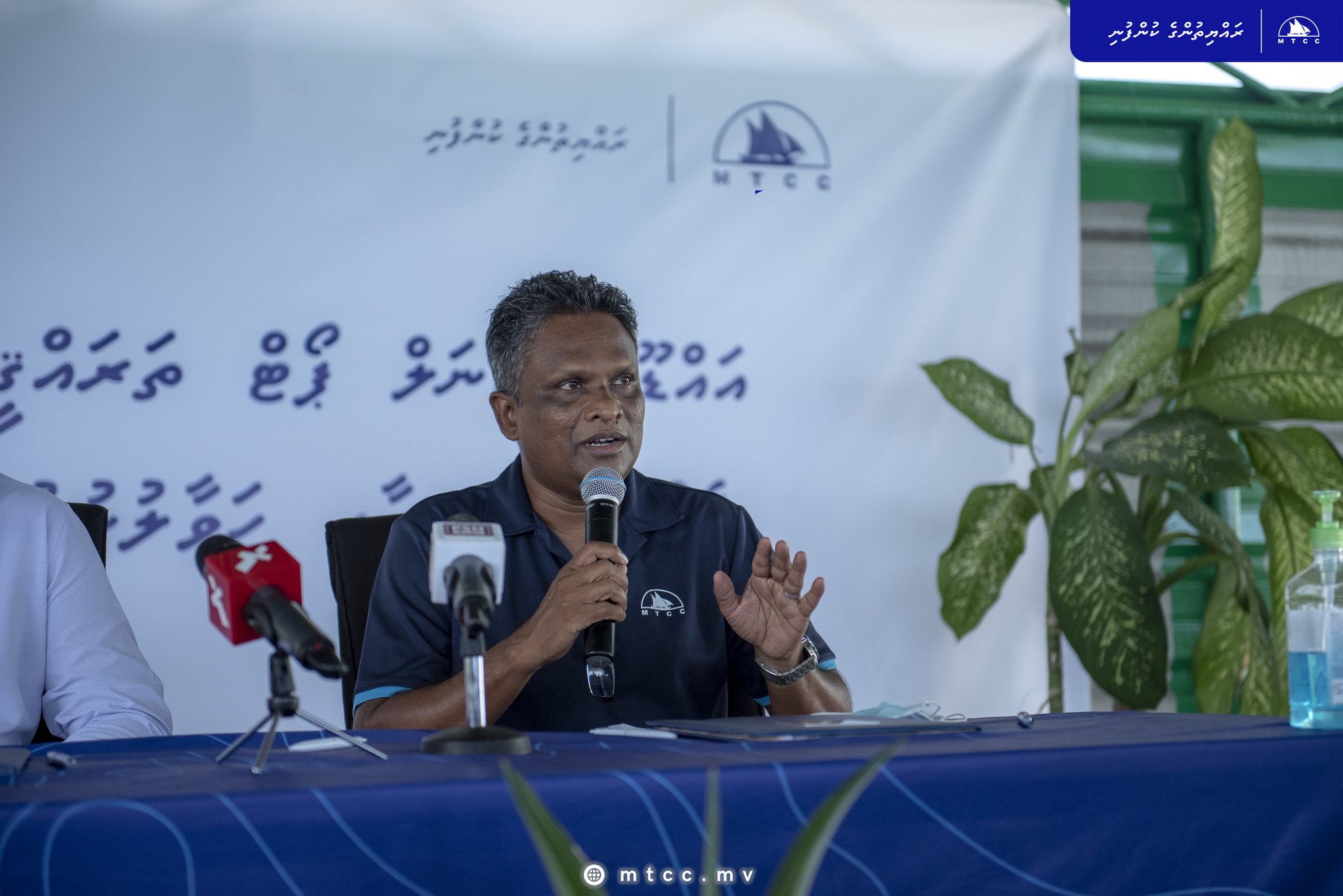 އެމްޓީސީސީގެ ސީއީއޯ އާދަމް އާޒިމް