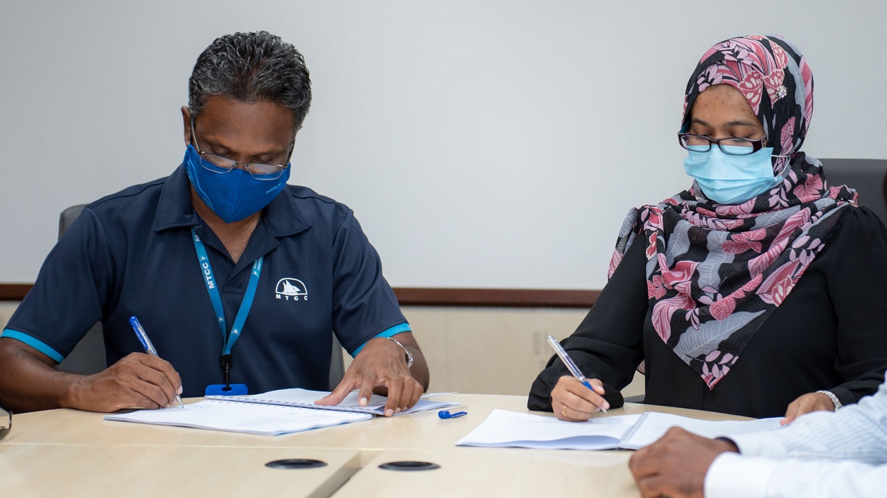 އަނގޮޅިތީމު ބަނދަރު ތަރައްޤީ ކުރުމުގެ މަޝްރޫޢު އެމްޓީސީސީ އާއި ހަވާލުކޮށްފި