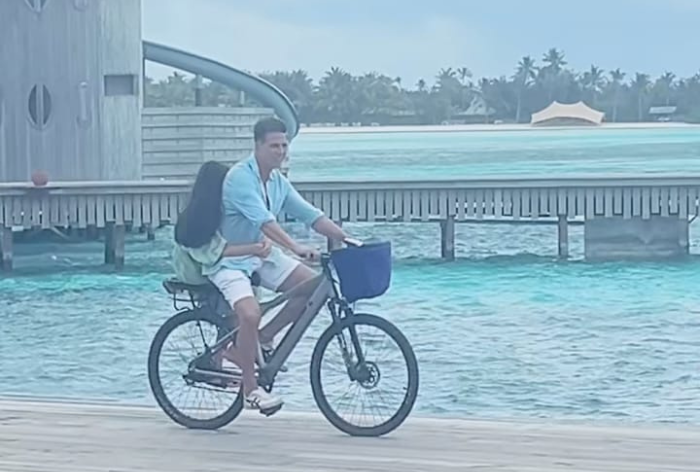 އަކްޝޭ ރާއްޖޭގައި ޗުއްޓީ ހޭދަކުރުމުން  ފާޑުކިއުން އަމާޒުވެއްޖެ