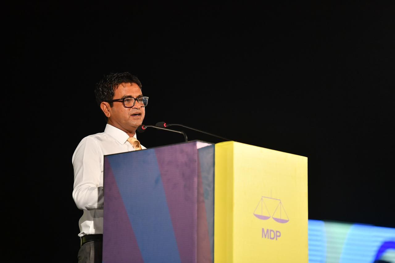 ރާއްޖެތެރެއަށް މިއަދު އަންނަމުންދަނީ ހަގީގަތުގައިވެސް ފާގަތި ރަބީޢެއް: ސަލީމް