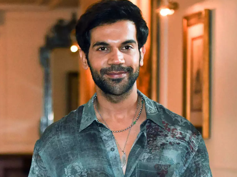 ރާޖްކުމާރު ރާއޯ ޑާކް ކޮމެޑީ ފިލްމެއް އުފައްދަނީ