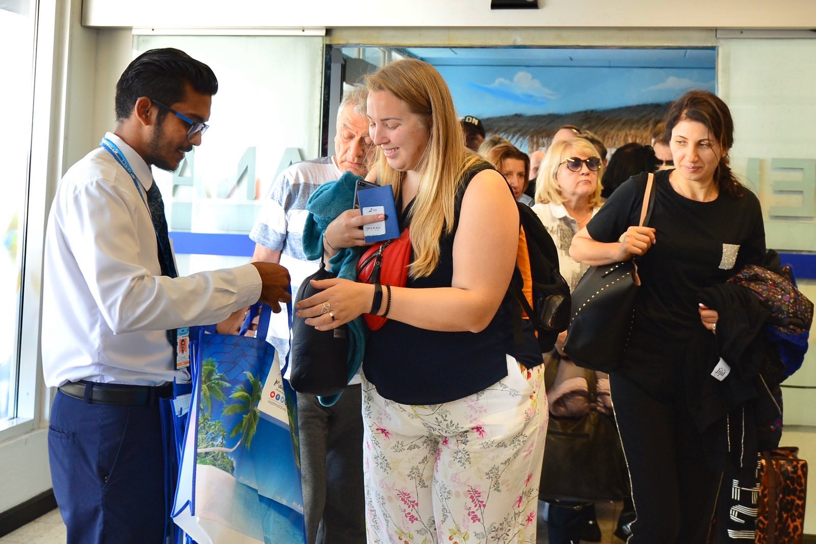 މިމަހުވެސް އެއްލައްކަ ފަތުރުވެރިން ރާއްޖެއަށް ޒިޔާރަތްކޮށްފި