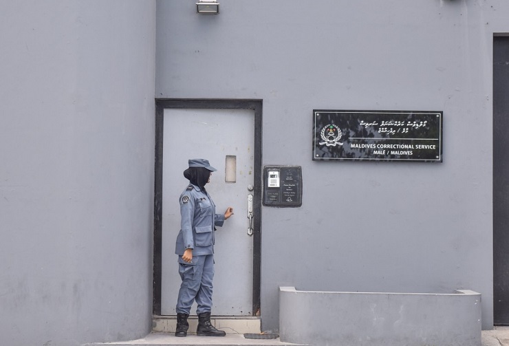 ޔާމީންގެ ގާނޫނީ ވަކީލުންނާއި ބައްދަލުކުރަން އެއްވެސް ކޯޓަކުން އަމުރެއް ނުނެރޭ - ކަރެކްޝަން