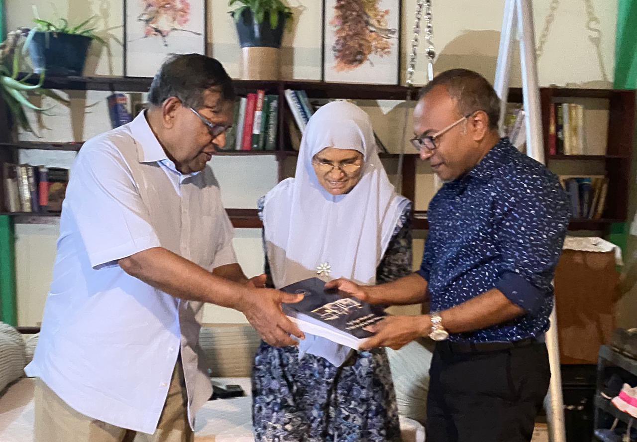 އިންކުއަރީ ރިޕޯޓް ރައީސް ނަޝީދުގެ ޢާއިލާއަށް އަރުވައިފި