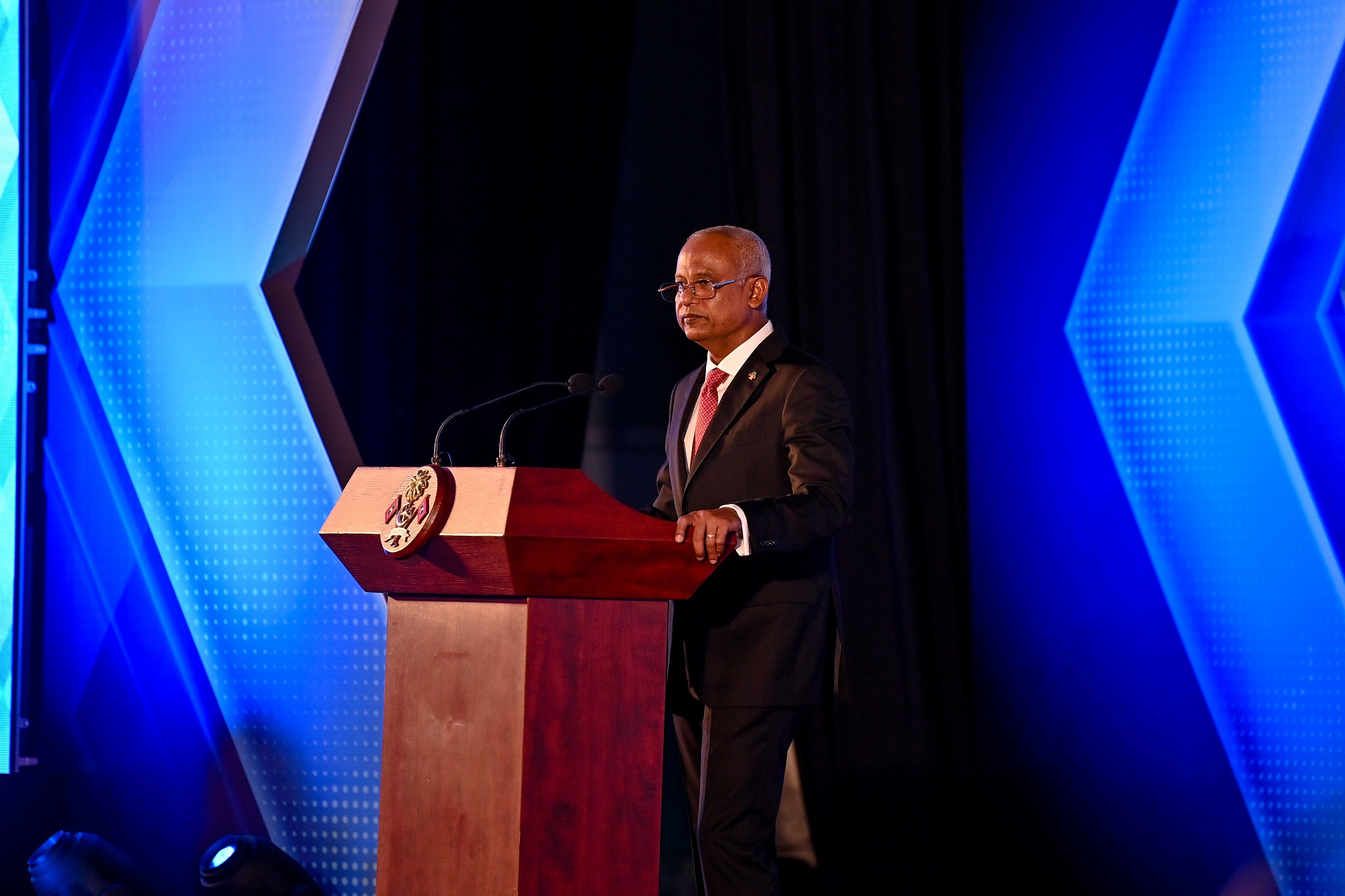 ކިޔެވުން ހަރުދަނާކުރުމަށް ސްކޫލްތަކުގެ ރިވިއު އެނަލިސިސްއެއް ހެދިއްޖެ - ރައީސް