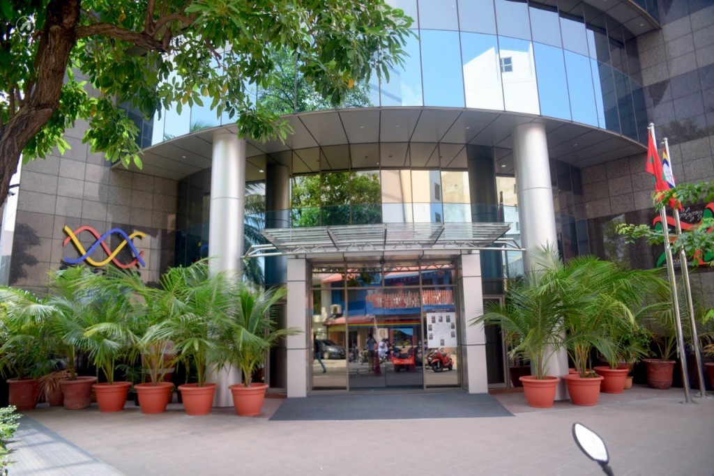 އީދު ބަންދުގައި ސްޓެލްކޯއިން ޚިދުމަތްދޭ ގަޑިތައް އާންމުކޮށްފި