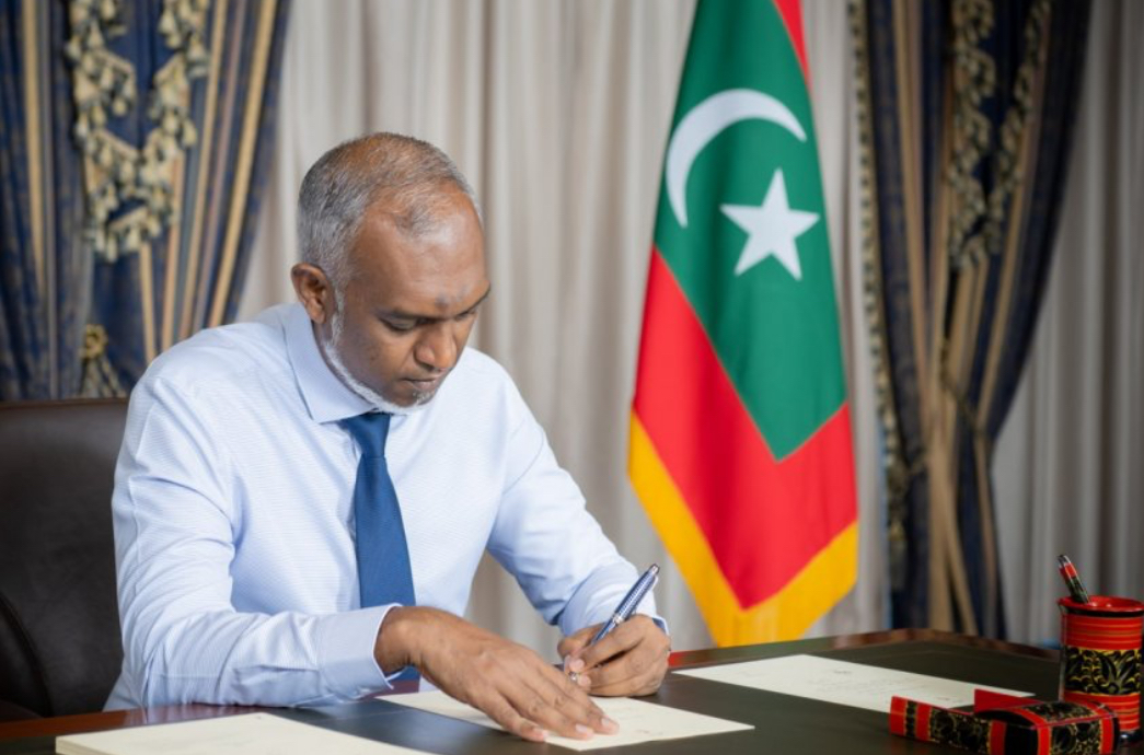 ރައްޔިތުންގެ ހިޔާލު ހޯދުމުގެ އާންމު ވޯޓު ނެގުމުގެ ބިލު ތަސްދީޤުކުރައްވައިފި