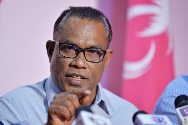 ނަސީމަށް ހެލްތު މިނިސްޓަރުކަން ދިން ސަބަބު އަދުރޭ ކިޔައިދީފި