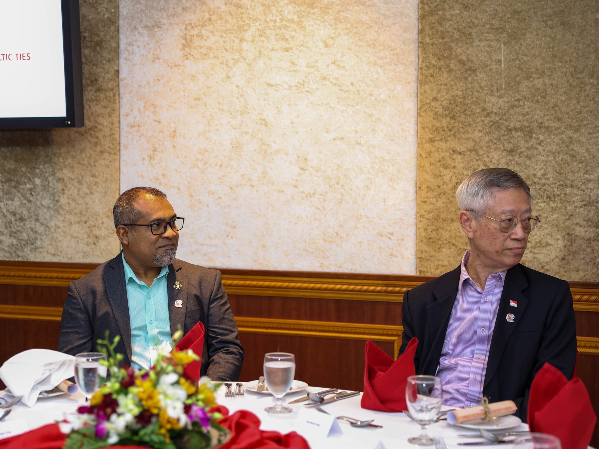 ރާއްޖޭގެ ތަރައްޤީގެ ދަތުރުގައި ސިންގަޕޫރުން ވަނީ ގިނަ ދާއިރާތަކުން އެހީތެރިކަން ފޯރުކޮށްދީފައި: ޚަލީލް