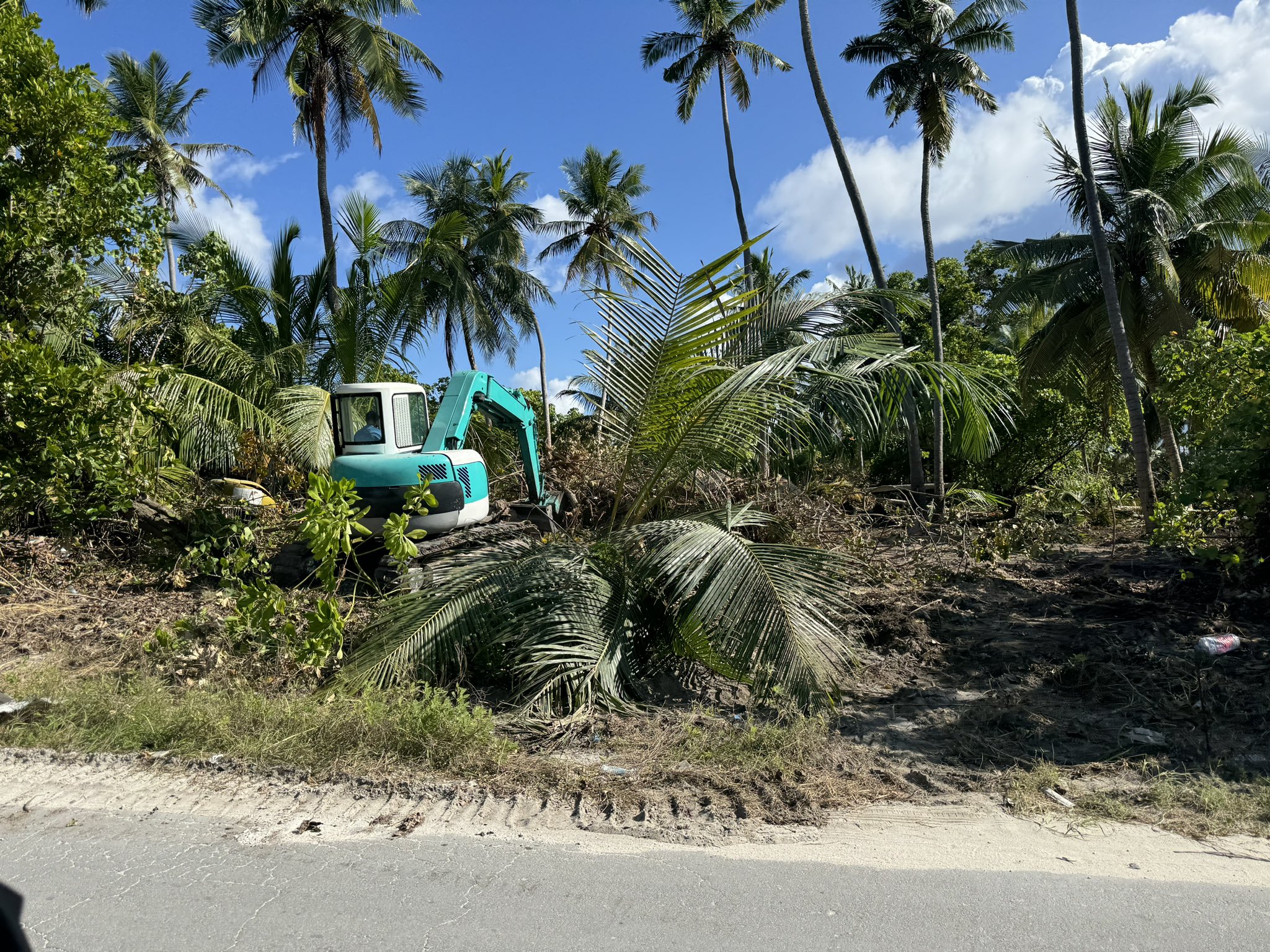 ހަންކެޑެ ޕްރޮޖެކްޓް "ސްކޭމް" އަކަށް ނަހަދަން އައްޑޫގެ މޭޔަރު ގޮވާލައްވައިފި