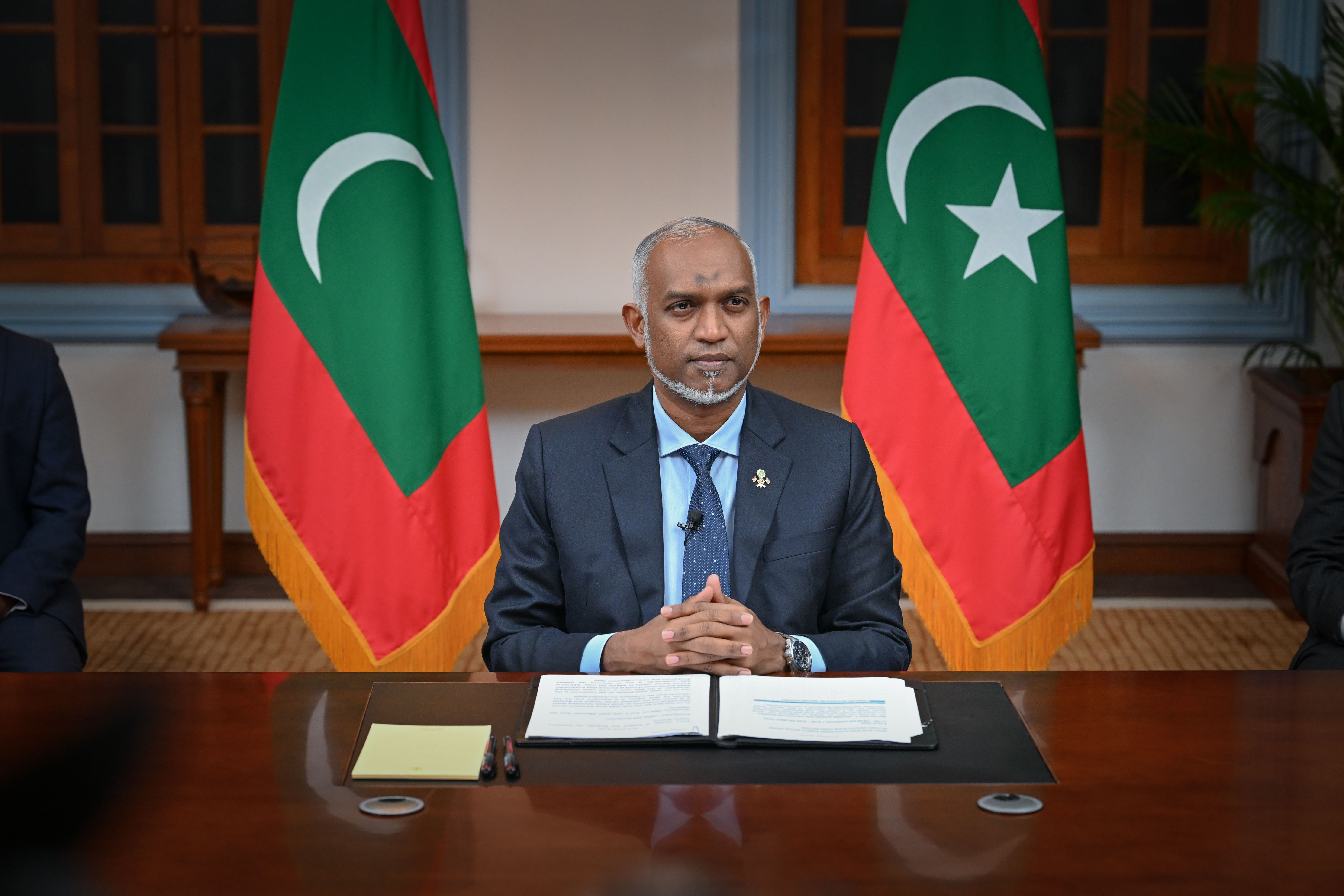 ވައުދުވި މަޝްރޫއުތައް ތަންފީޒު ކުރުމުގެ ކަންކަން ވަރަށް ރަނގަޅަށް ކުރިއަށް އެބަދޭ: ރައީސް