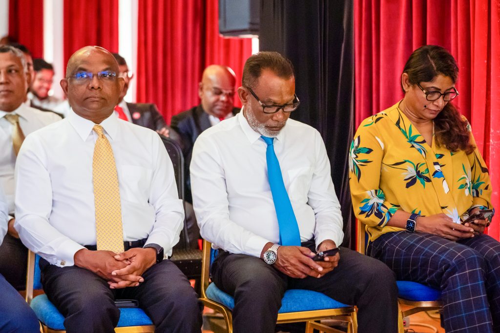 ވެރިކަމަށް އައިސް ދޫކުރި ކުއްވެރިންނާއި މަޖިލިސް އިންތިހާބަށް ދޫކުރި ކުށްވެރިންގެ އަދަދު ހާމަކުރަން މާރިޔާ ގޮވާލައްވައިފި