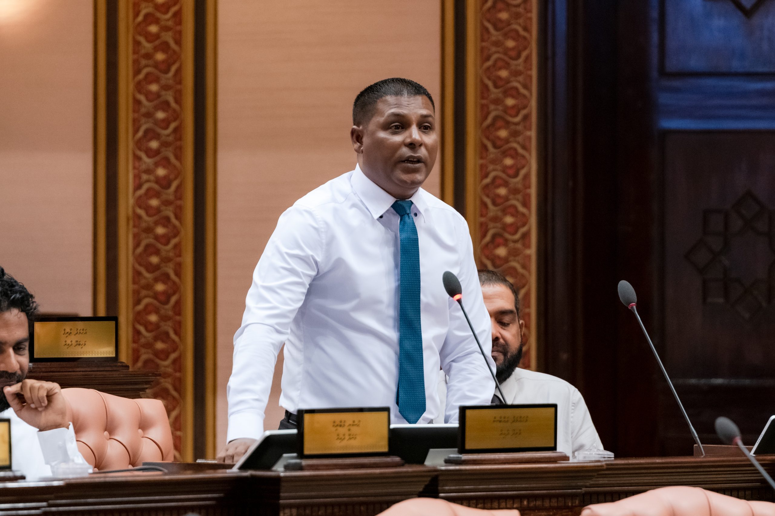 ދުވާލަކު ދެ ފޮށި ސިނގިރޭޓު ބޮން، ނޮވެންބަރު 15 އިން ފެށިގެން ހުއްޓާލާނަން: އައްބާސް