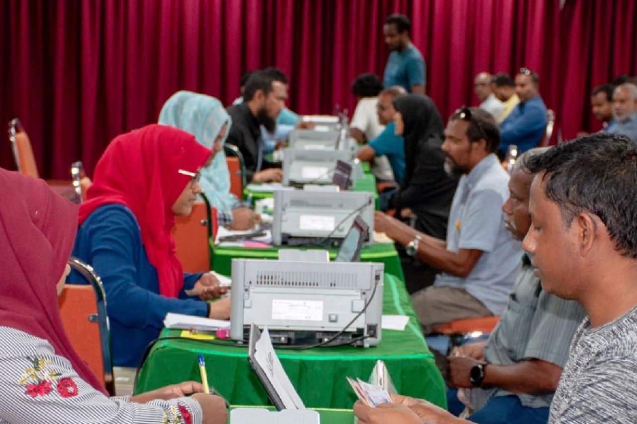 ފުރަތަމަ 10 ގައި ފިތުރު ޒަކާތުގެ ގޮތުގައި މިލިއަނަކަށް ވުރެ ގިނަ ރުފިޔާ